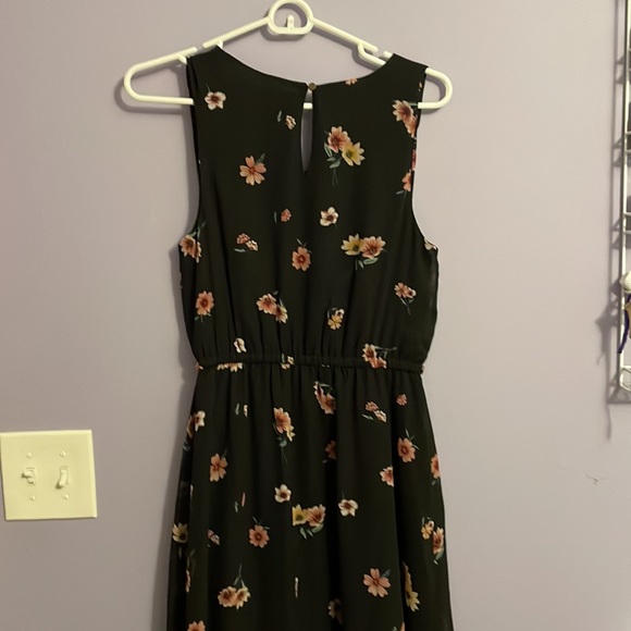 Black summer dress w/ pink and gold flowers - Picture 3 of 4